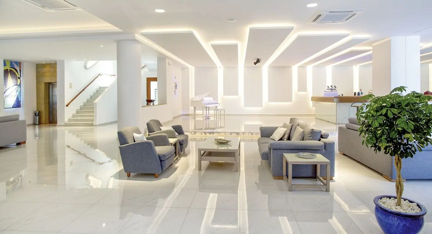 Mediterranean Beach Resort LOUNGE_LOBBY