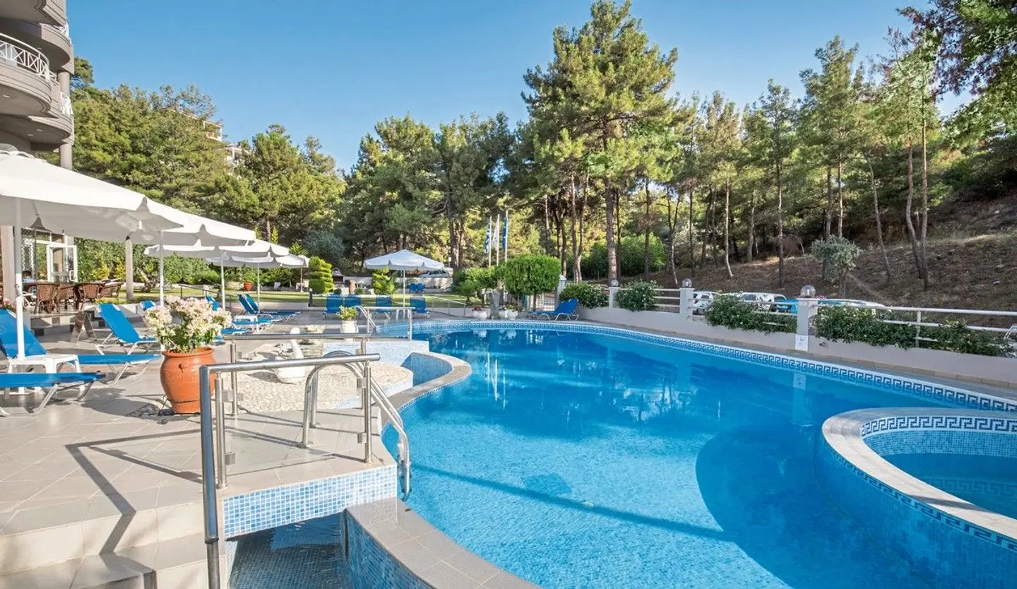 Green Bay OUTDOOR_POOL