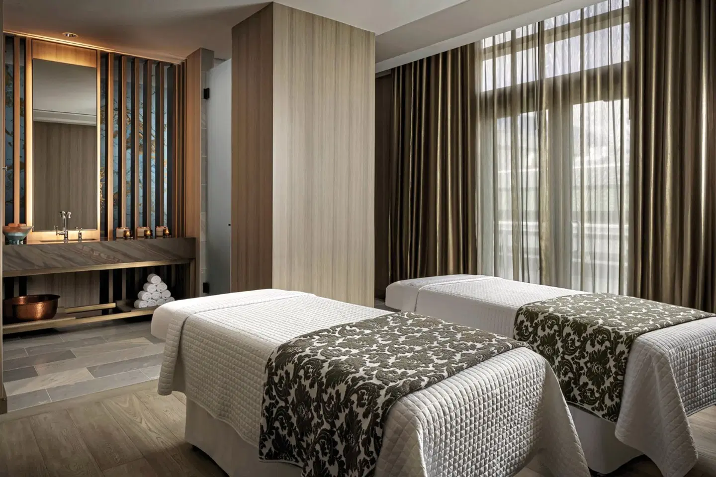 JW Marriot Edmonton Ice District ROOM_EXAMPLE