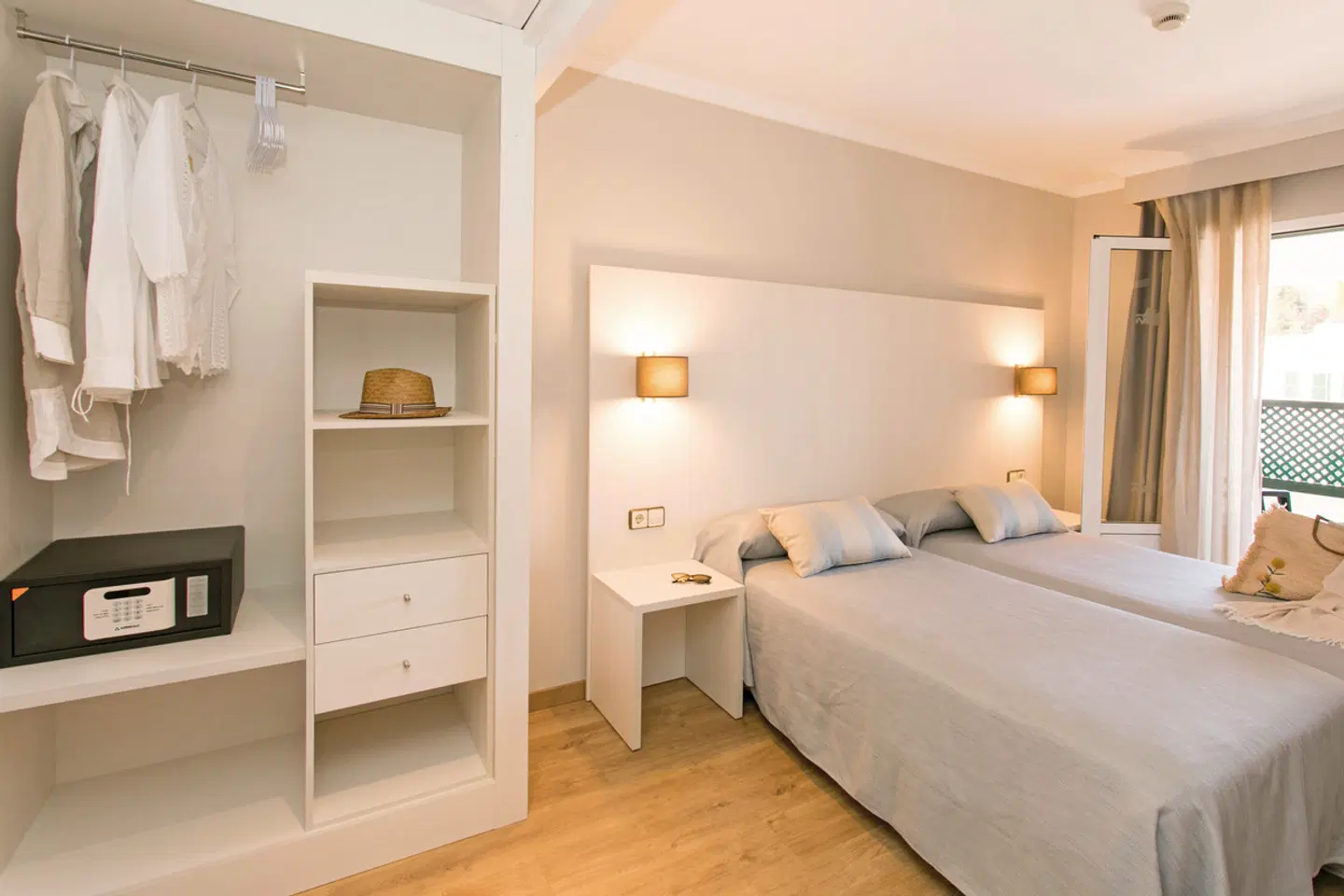 Minura Cala Galdana Hotel & Appartements D'Aljandar ROOM_EXAMPLE