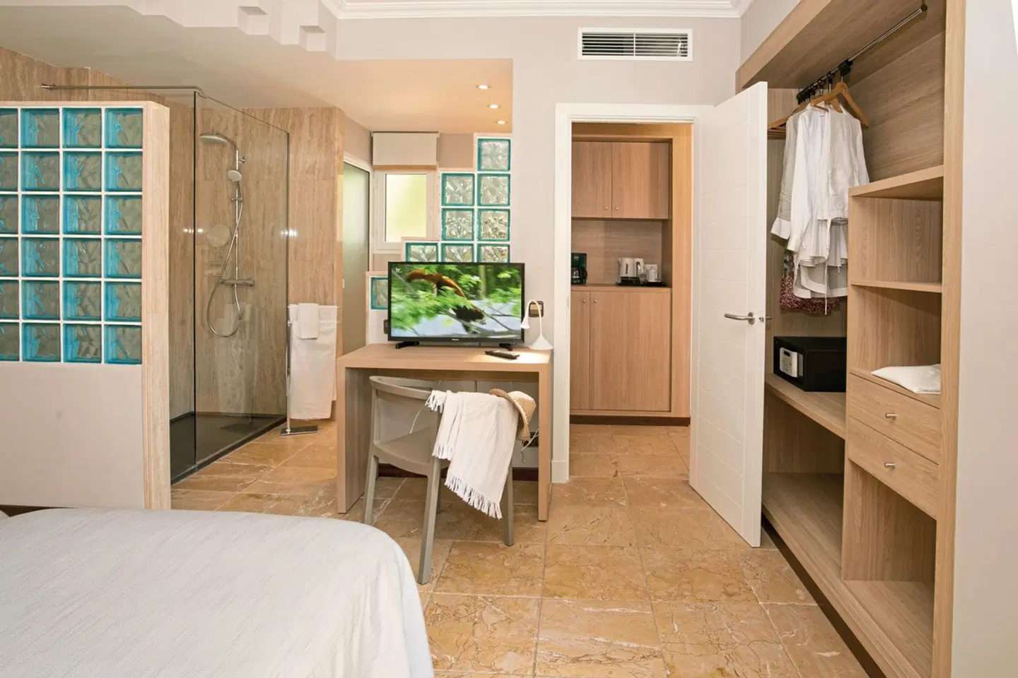 Minura Cala Galdana Hotel & Appartements D'Aljandar ROOM_EXAMPLE