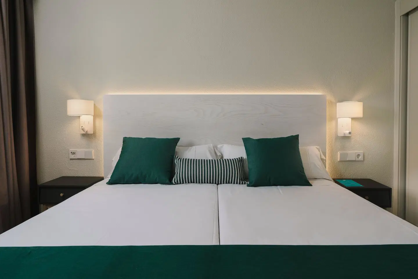 AluaSun Far Menorca ROOM_EXAMPLE