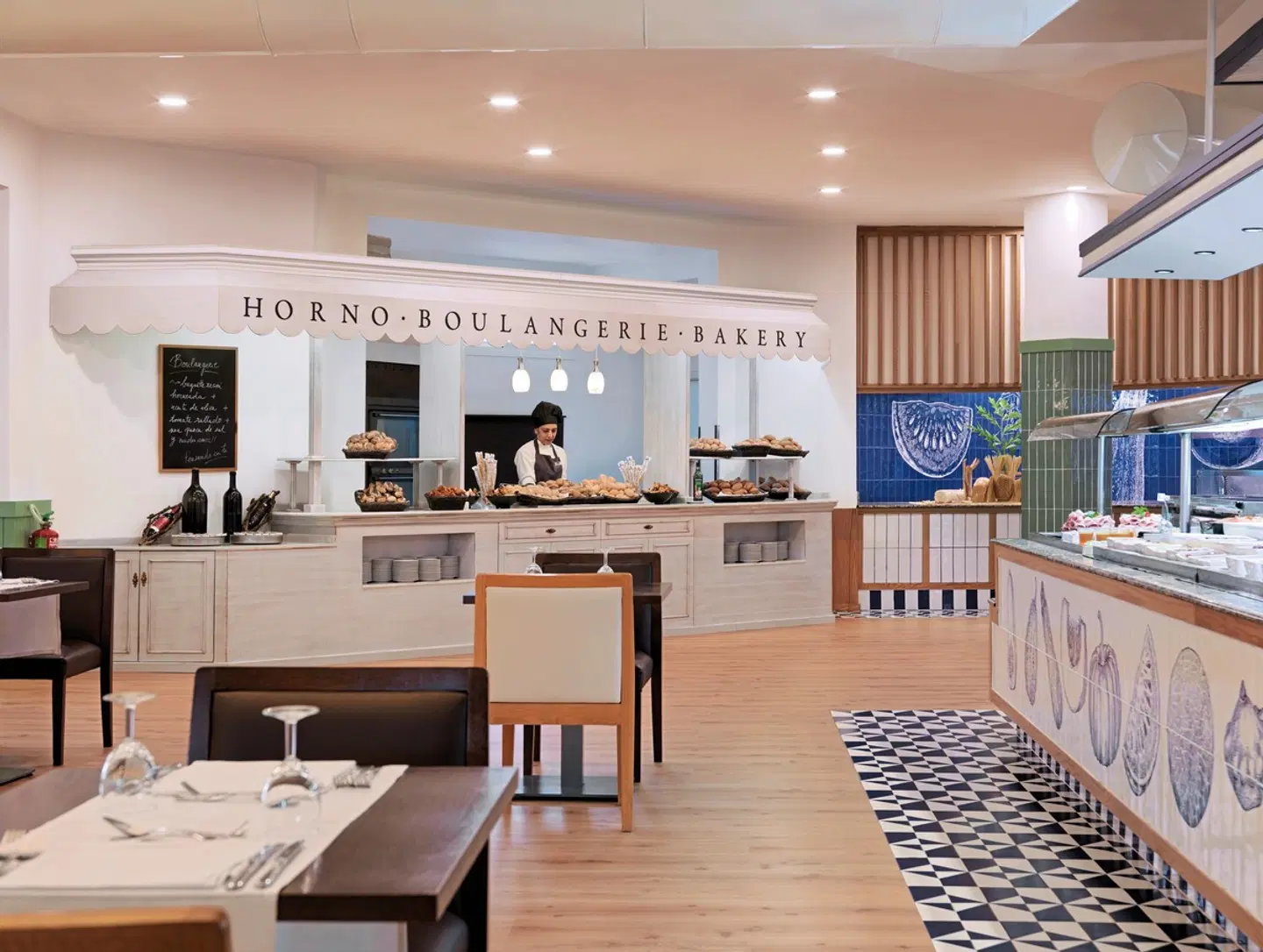 H10 Las Palmeras Restaurant