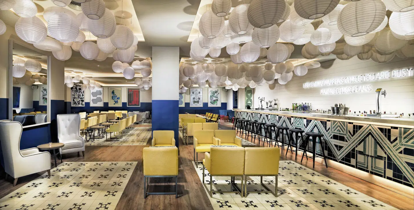 H10 Las Palmeras Restaurant