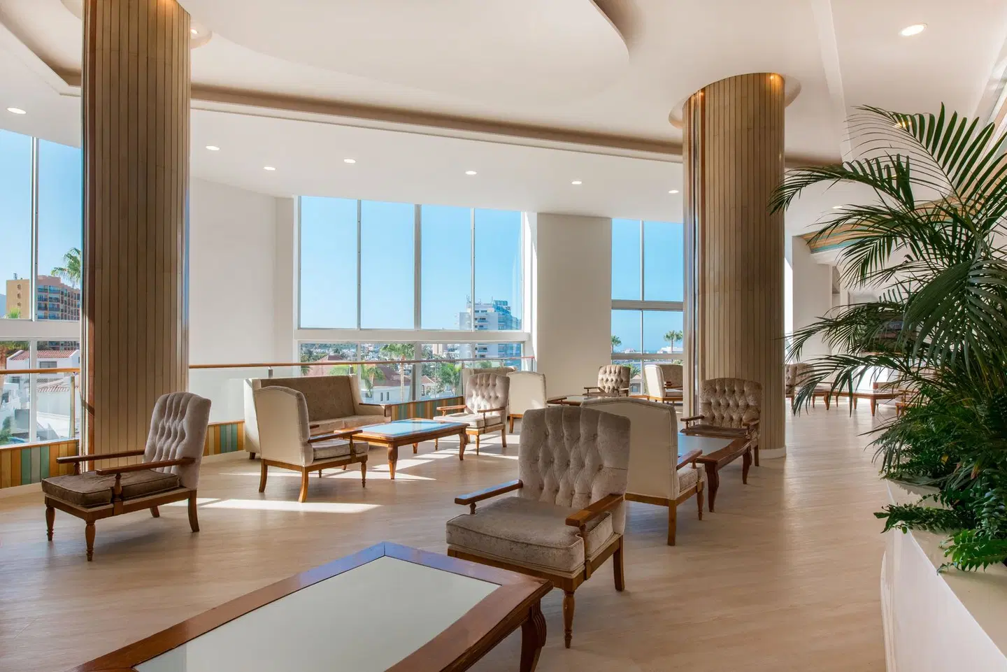 Iberostar Waves Bouganville Playa Bar