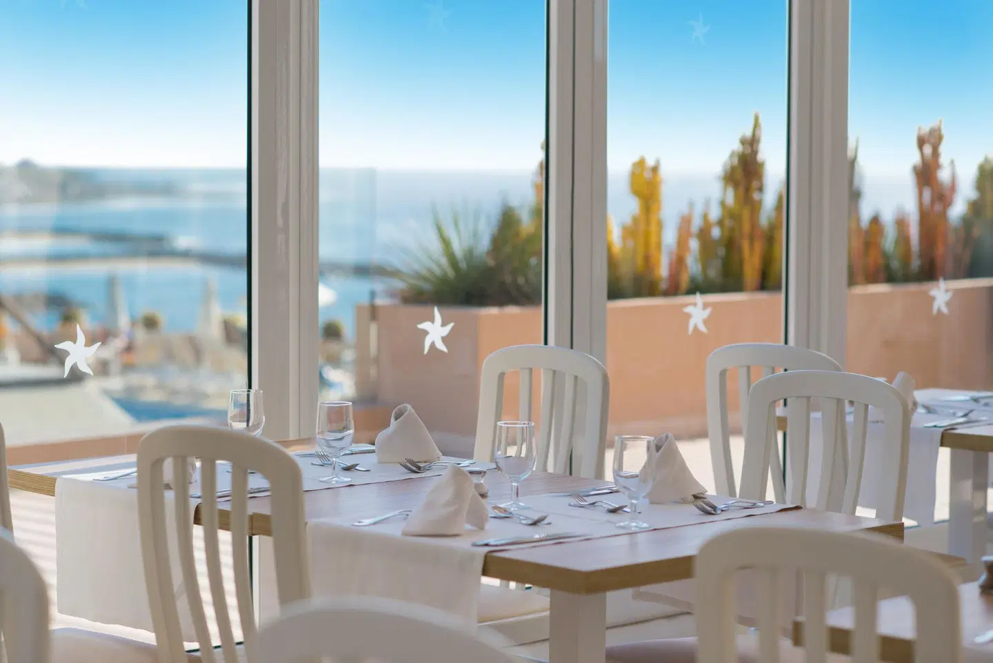 Iberostar Waves Bouganville Playa Restaurant