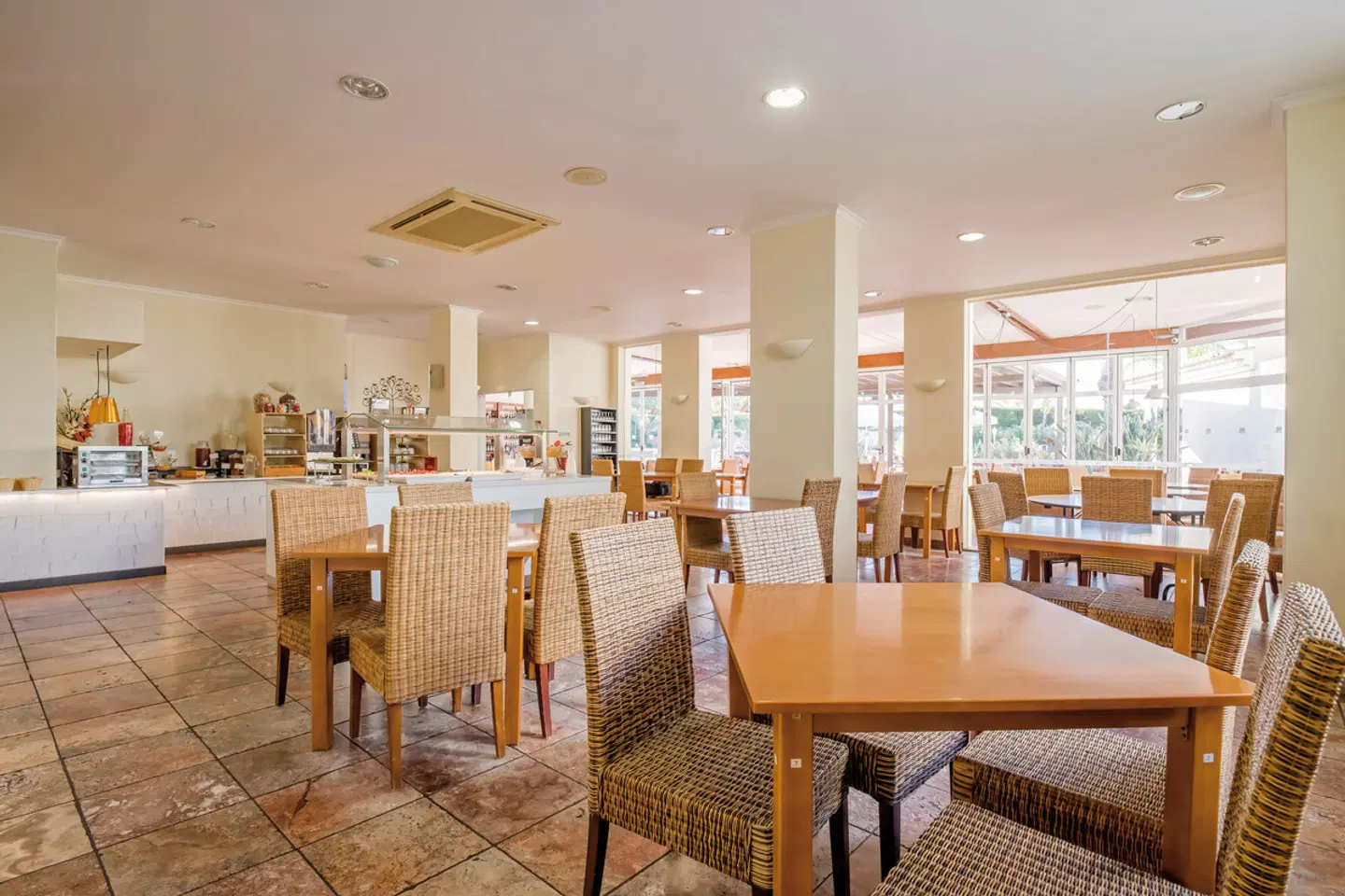 Clube Porto-Mós Restaurant