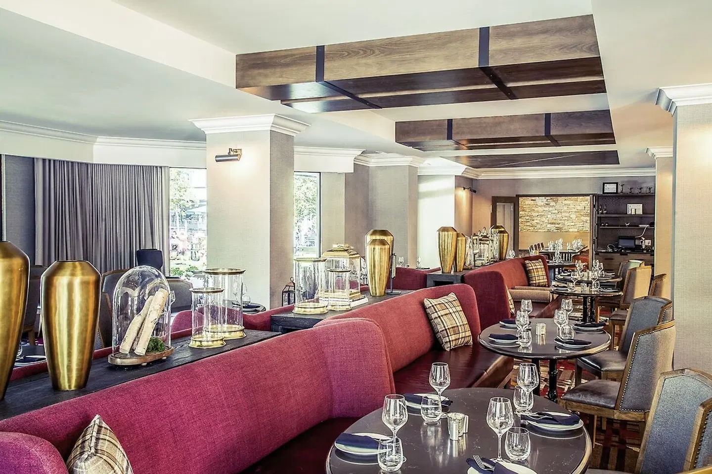 Kananaskis Mountain Lodge, Autograph Collection Bar