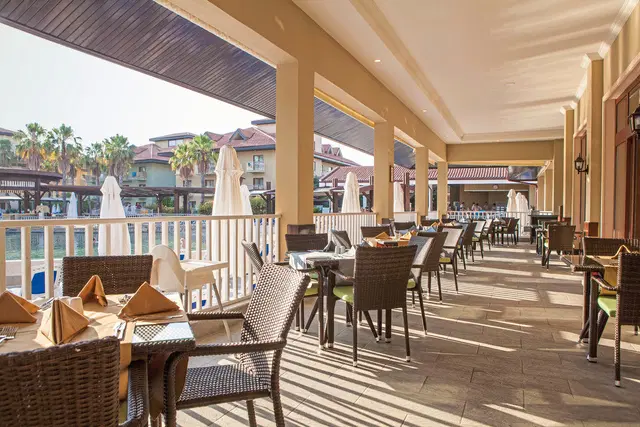 Club Grand Aqua Terrasse