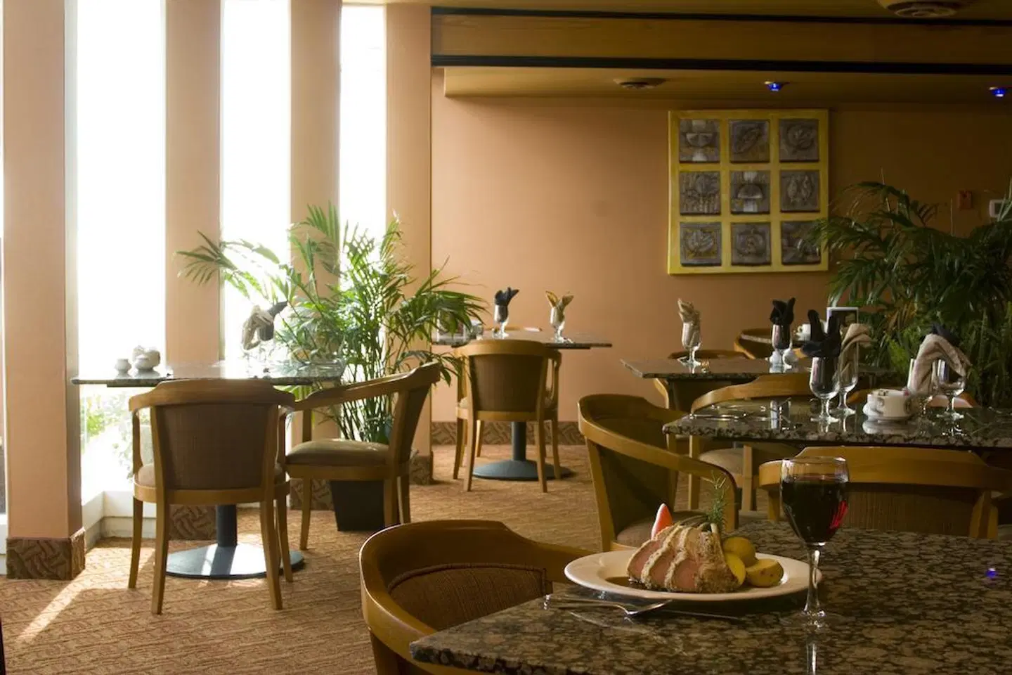 Coast Discovery Inn Restaurant