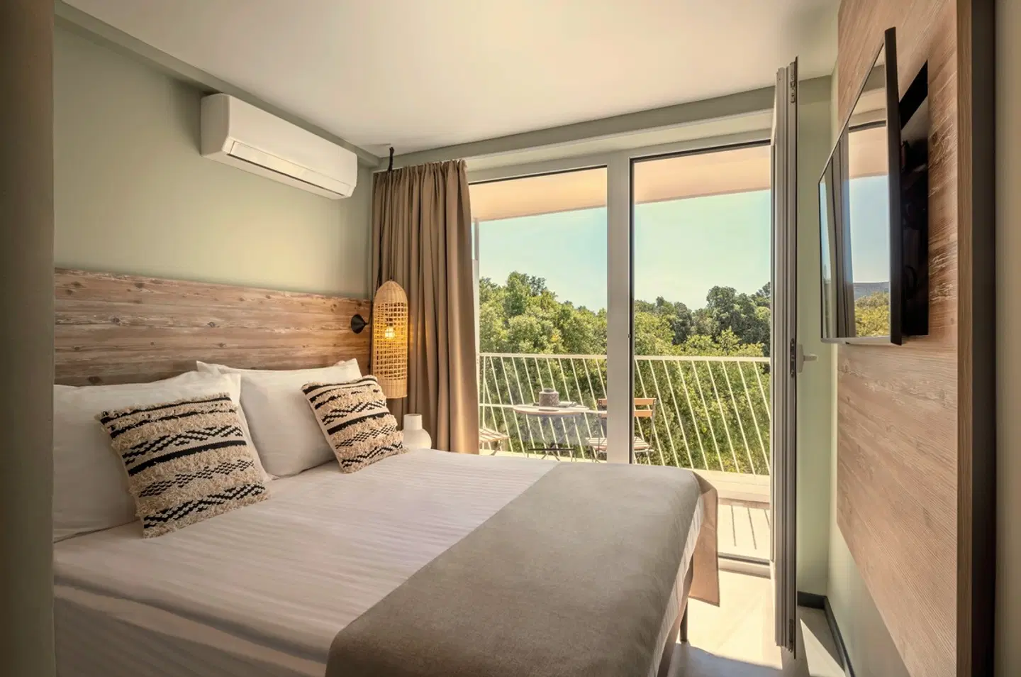 [PLACES] Hvar by Valamar ROOM_EXAMPLE