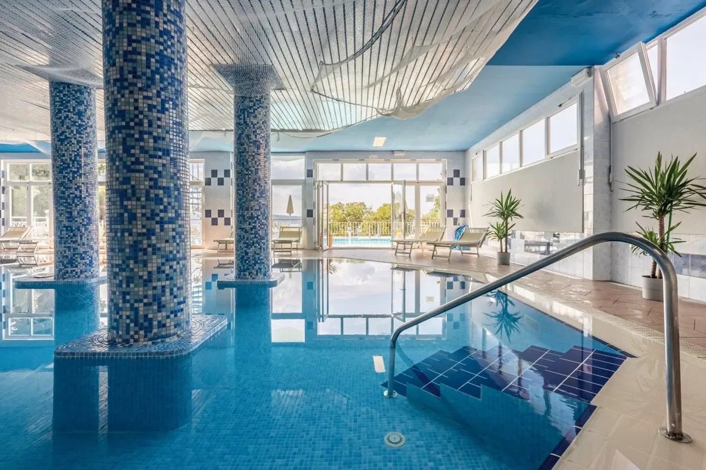 Mediteran Hotel by Aminess Hallenbad