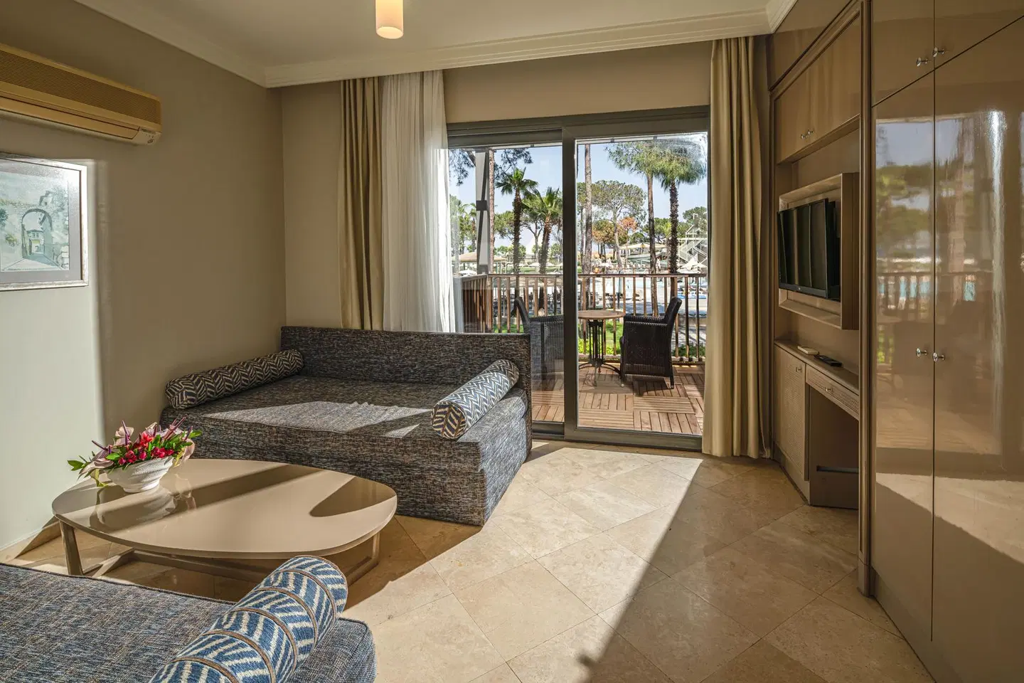 Balmy Foresta ROOM_EXAMPLE