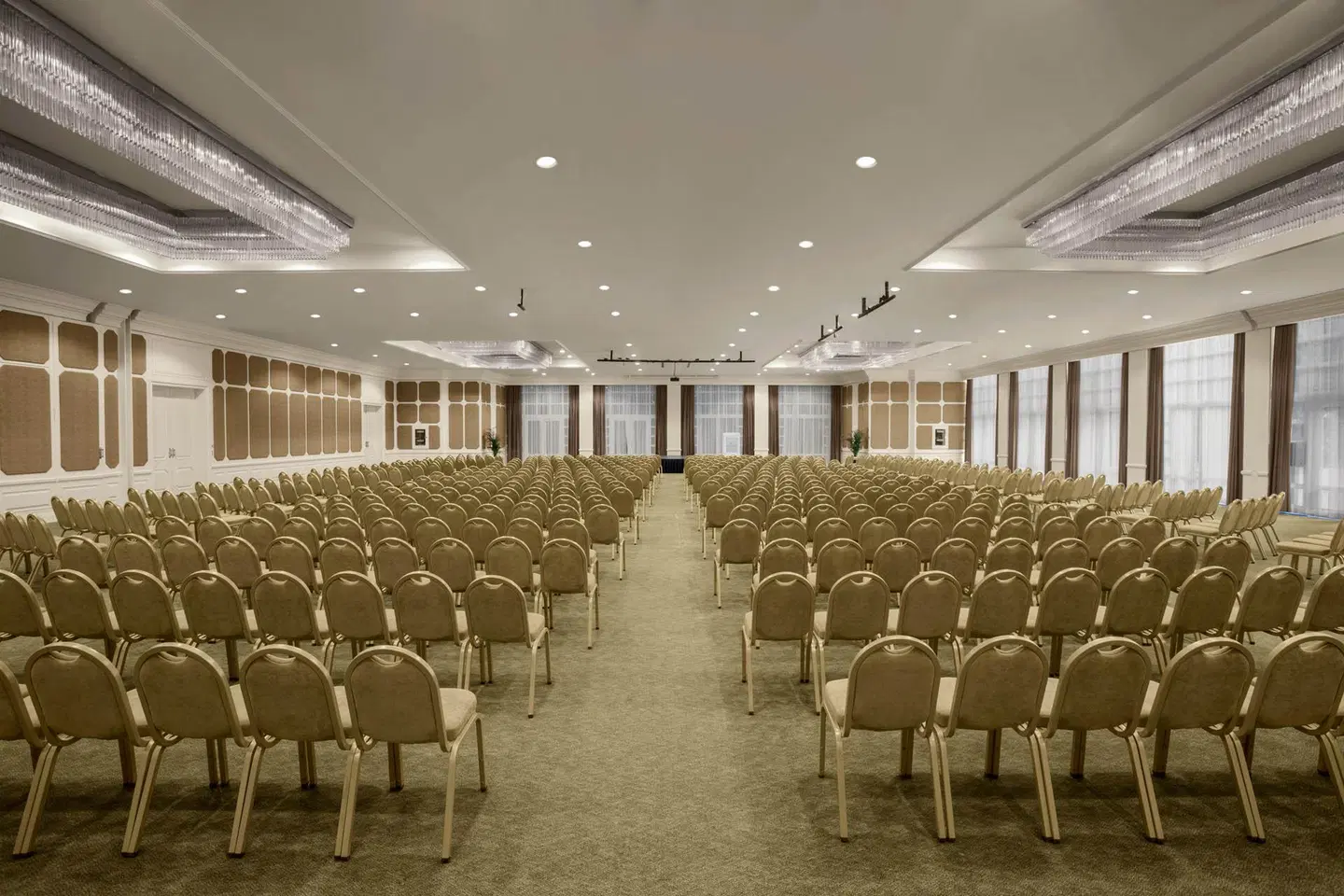 Balmy Foresta Konferenz