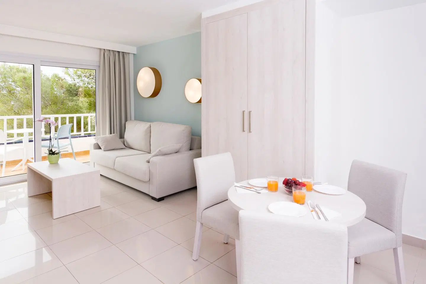 HSM Solivera ROOM_EXAMPLE