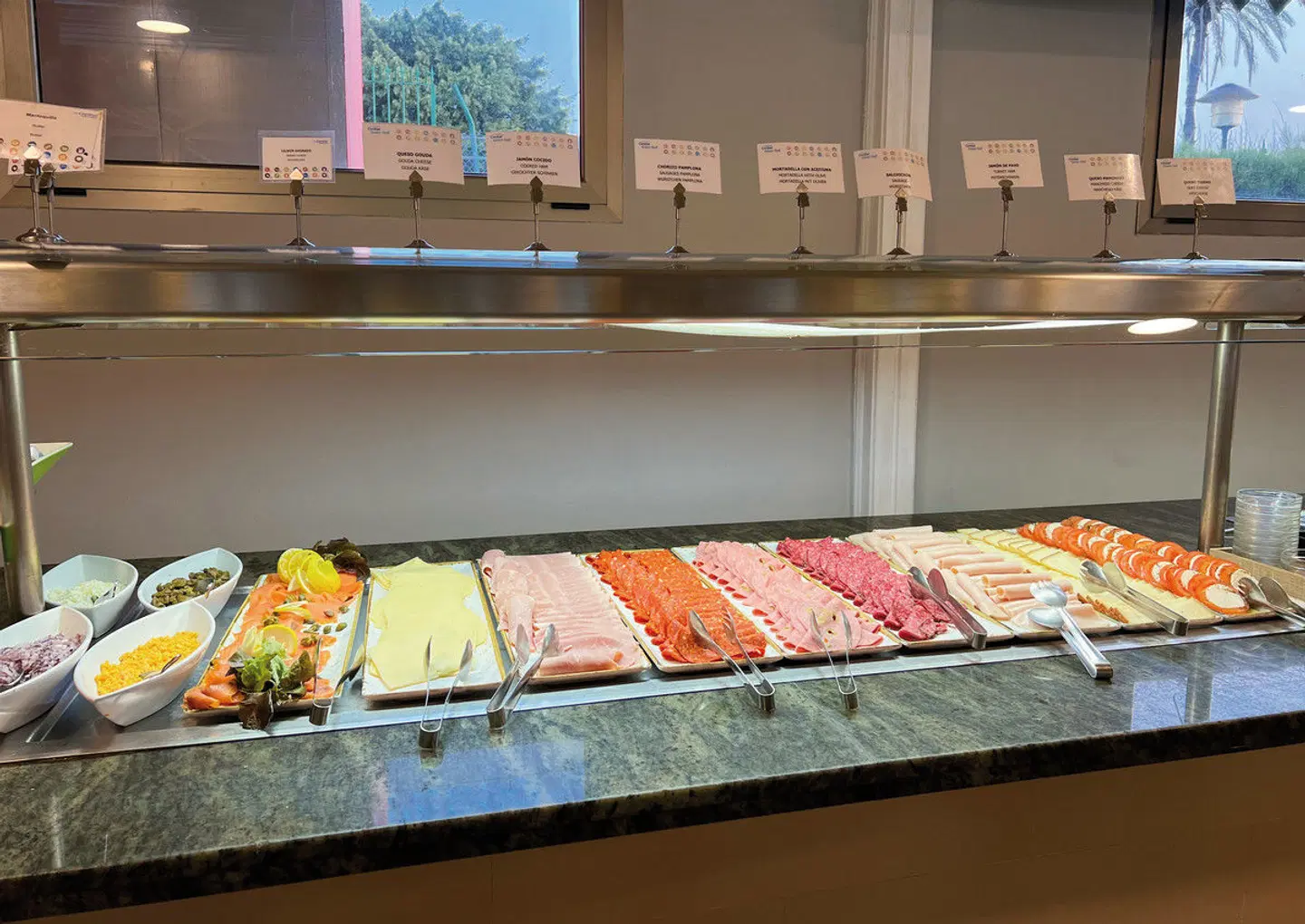 Cordial Green Golf Restaurant