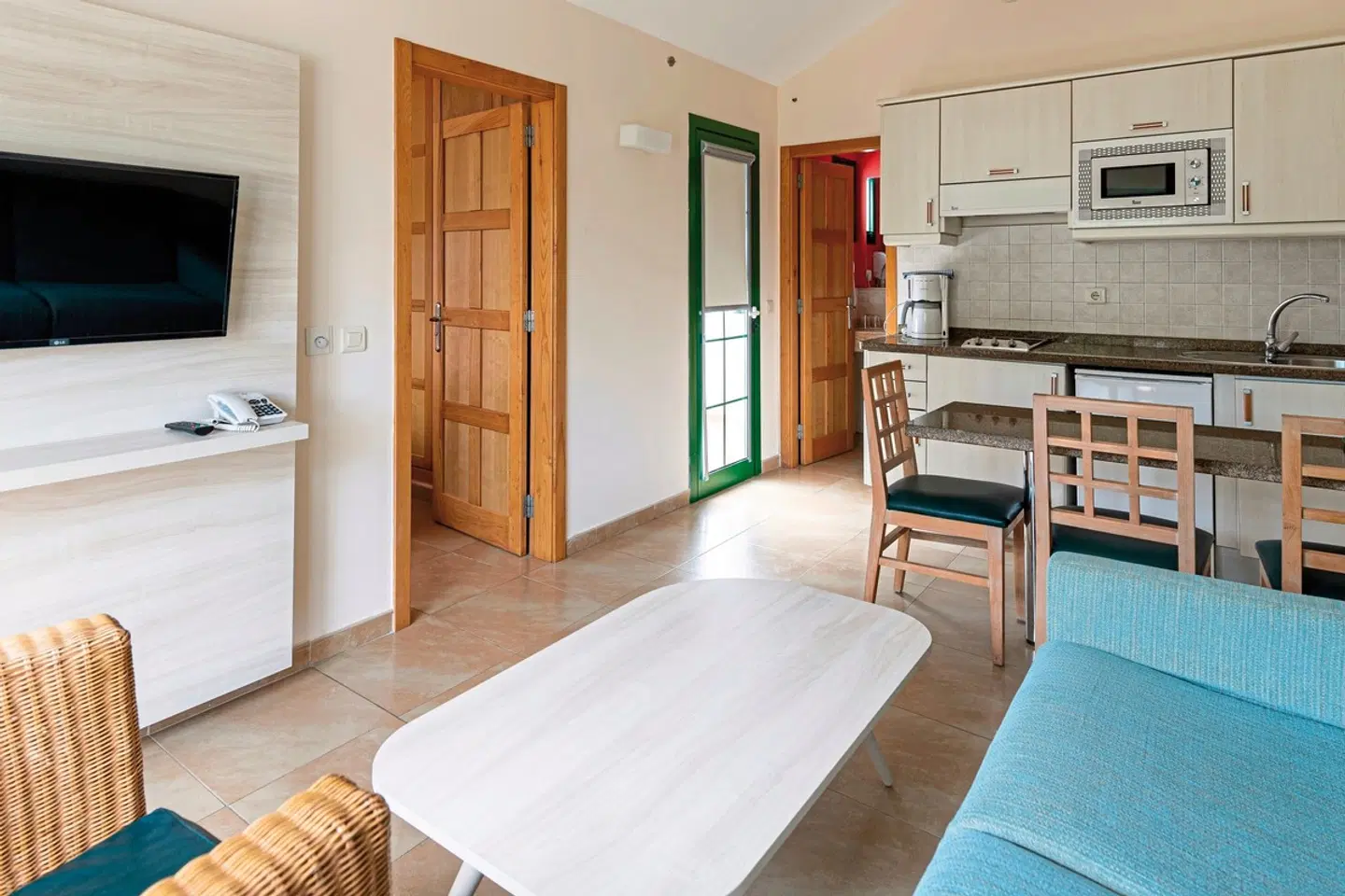 Cordial Sandy Golf ROOM_EXAMPLE