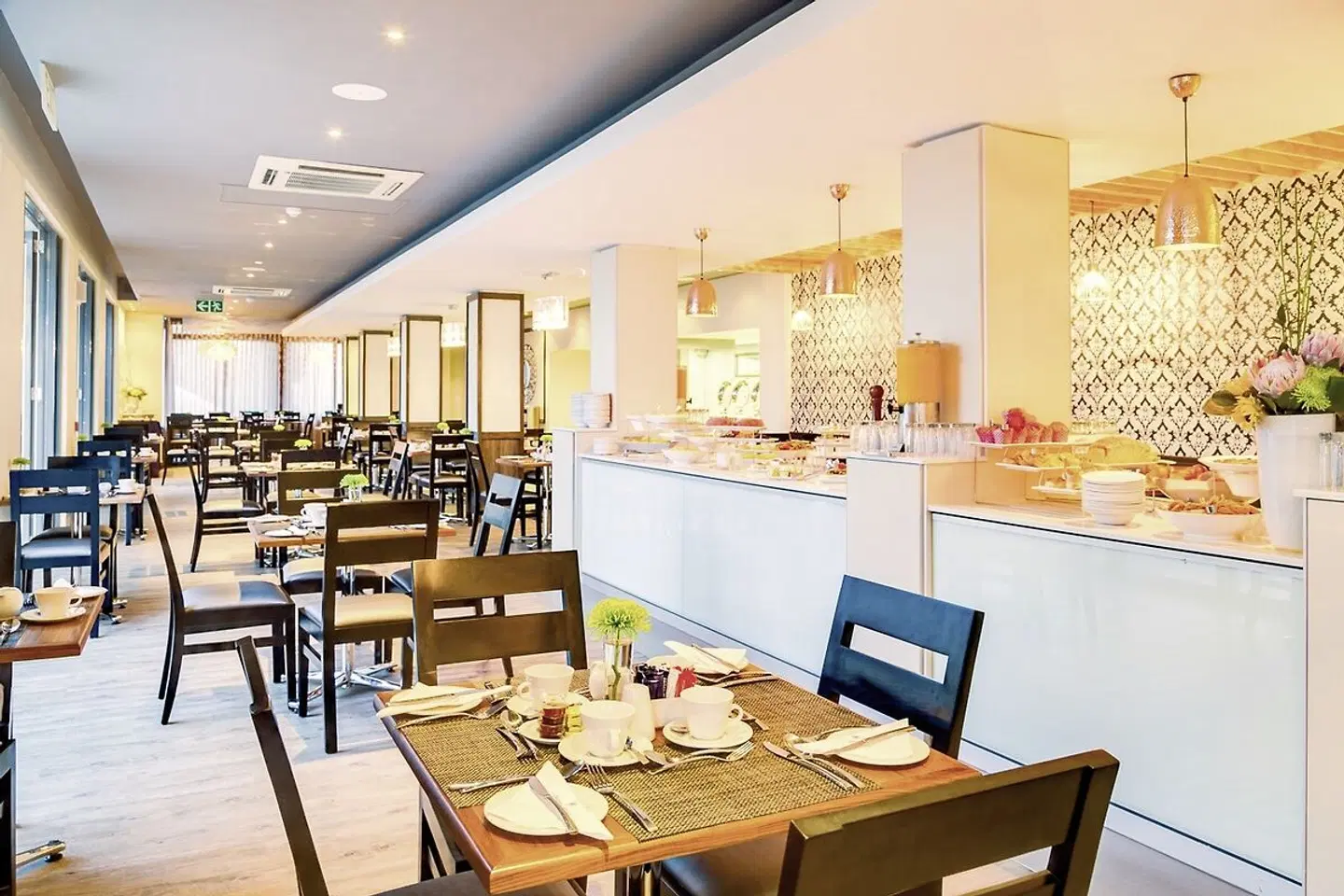 Protea Hotel by Marriott Breakwater Lodge Restaurant