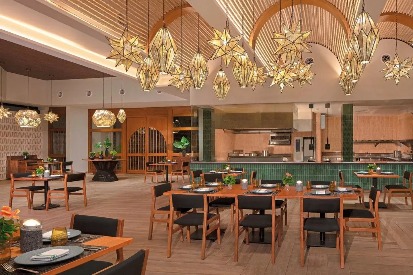 Dreams Sapphire Resort & Spa Restaurant