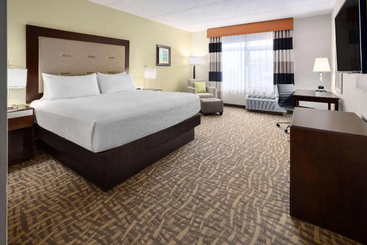 Wyndham Garden Buffalo Downtown ROOM_EXAMPLE