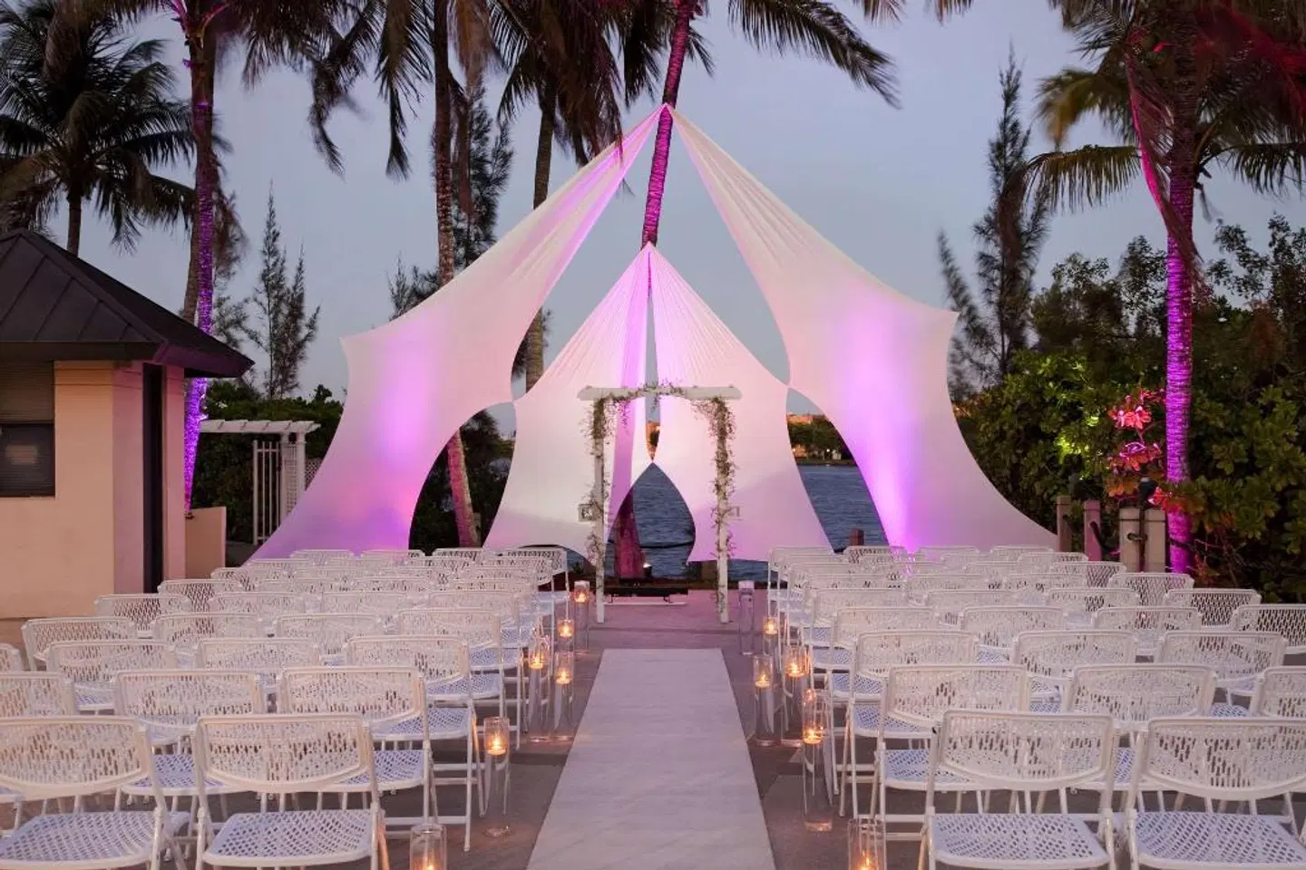 Hilton Miami Airport Blue Lagoon Terrasse