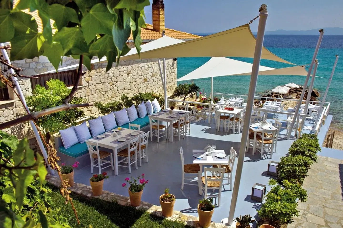 White Suites Resort Terrasse