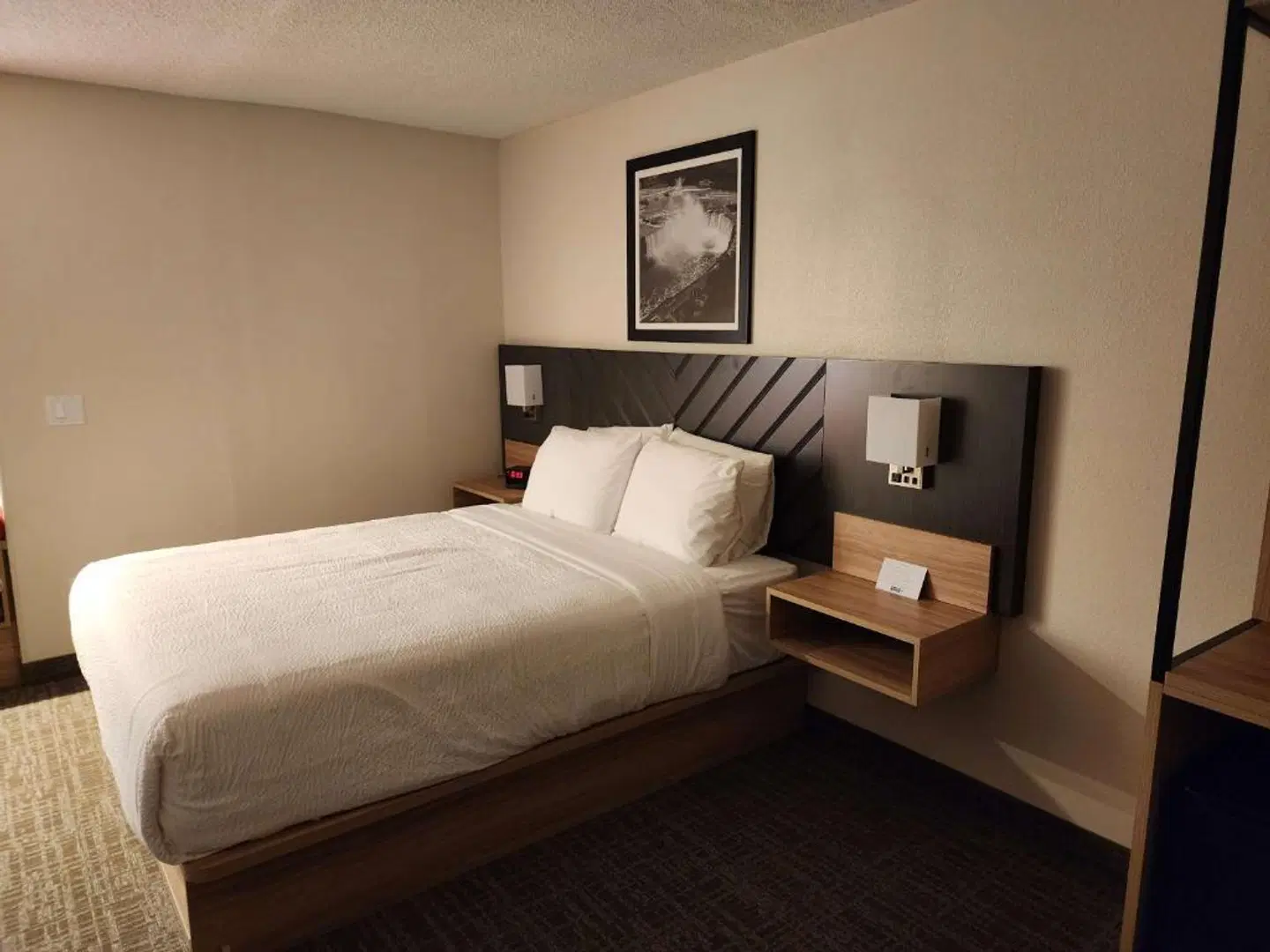 Best Western Buffalo Inn & Suites ROOM_EXAMPLE