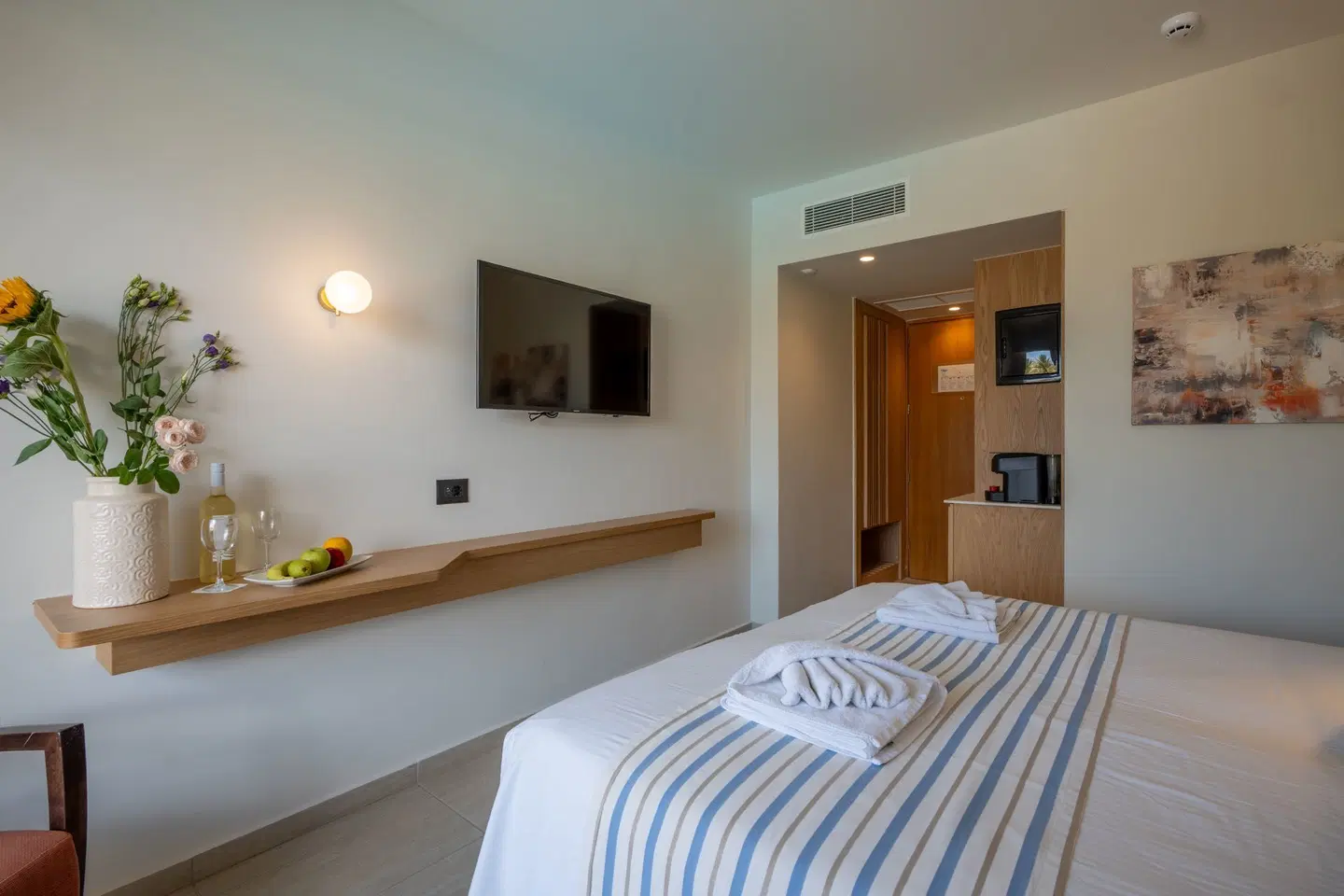 Minos Hotel ROOM_EXAMPLE