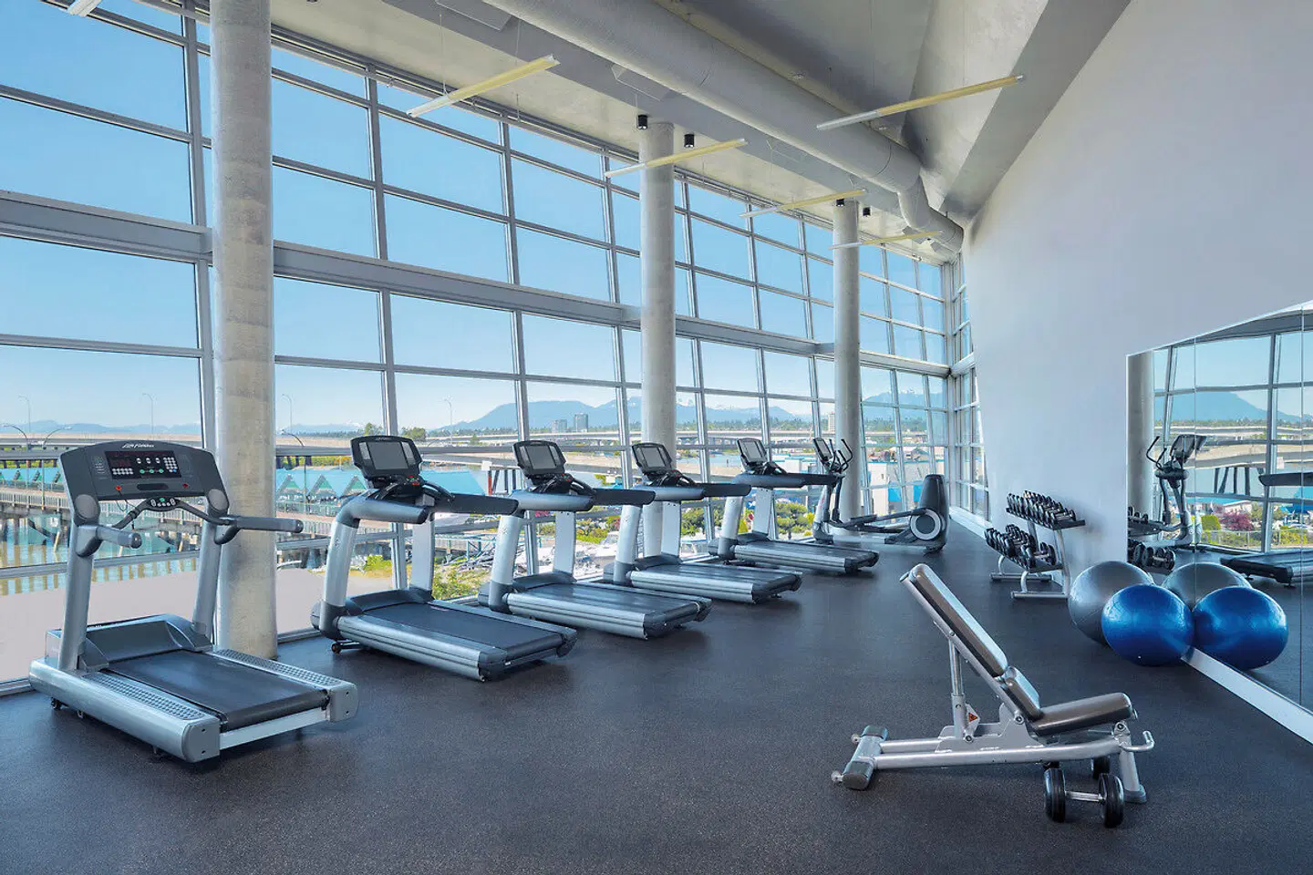 The Westin Wall Centre, Vancouver Airport SPORTS_AND_LEISURE