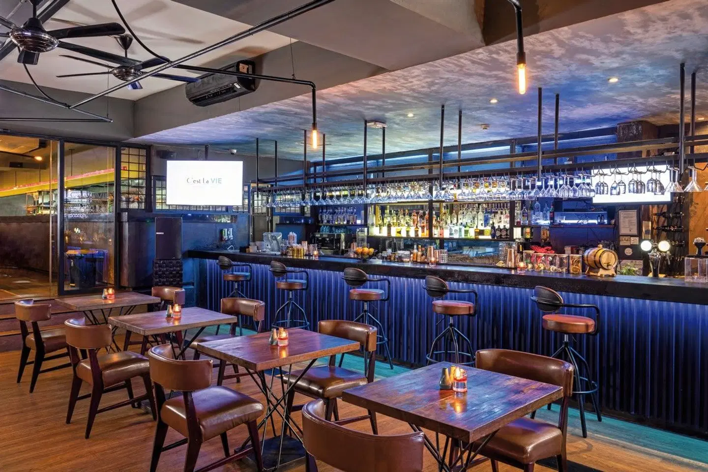 Viva Dash Hotel Seminyak Bar