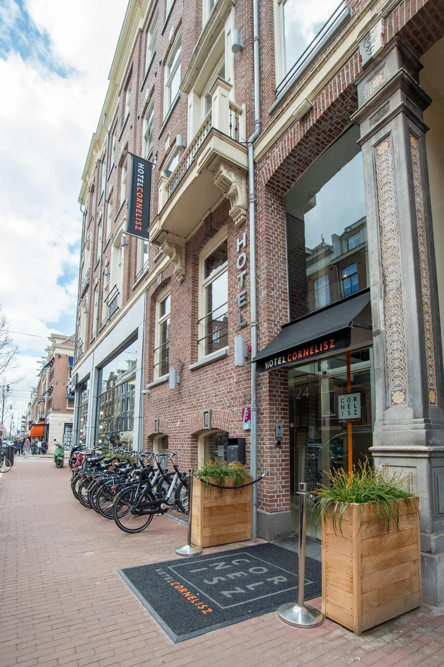 Hotel Cornelisz EXTERIOR