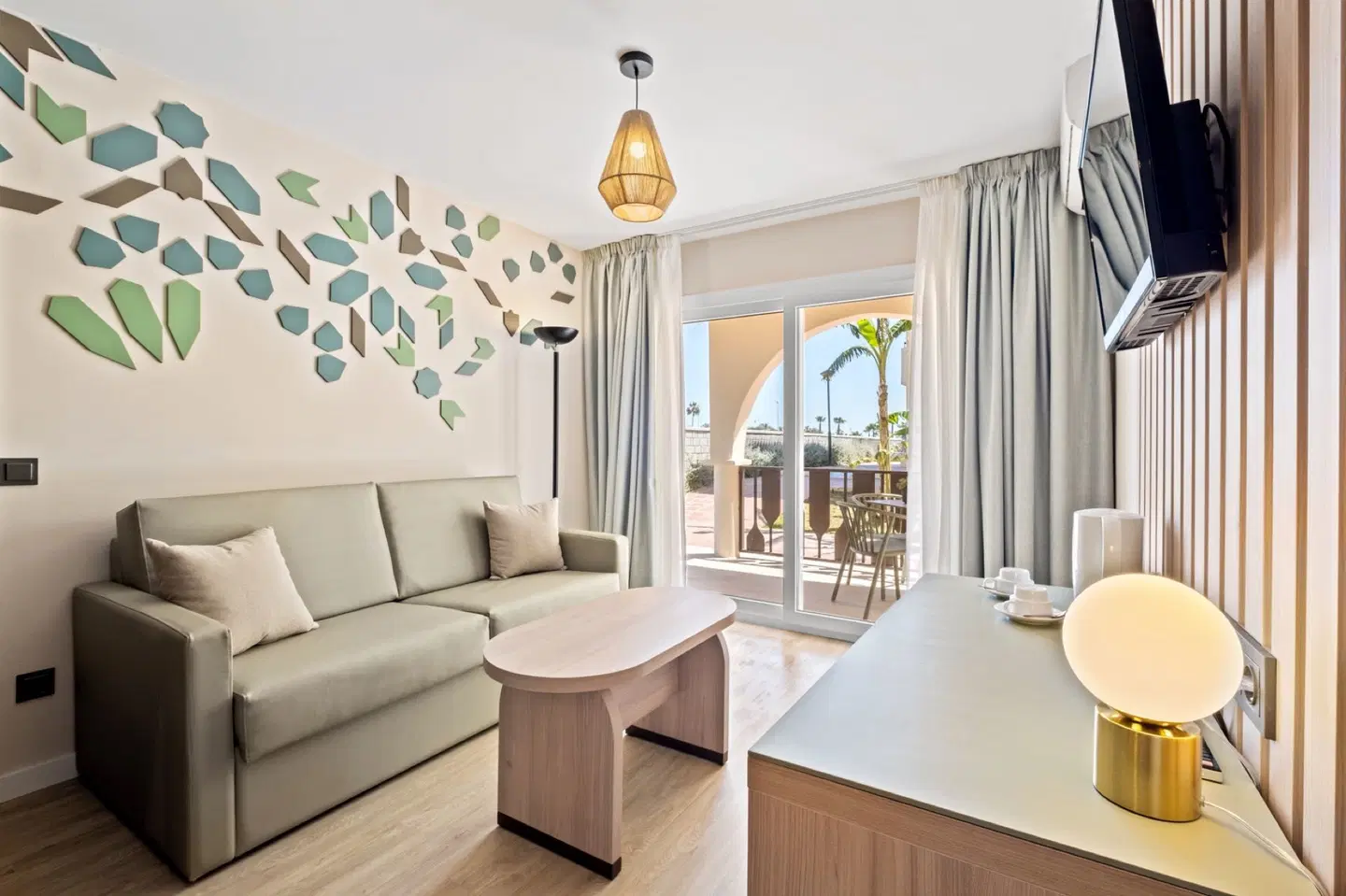 Puente Real ROOM_EXAMPLE