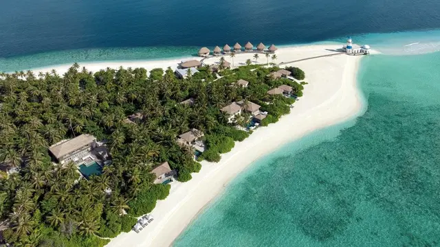 InterContinental Maldives Maamunagau Resort Strand