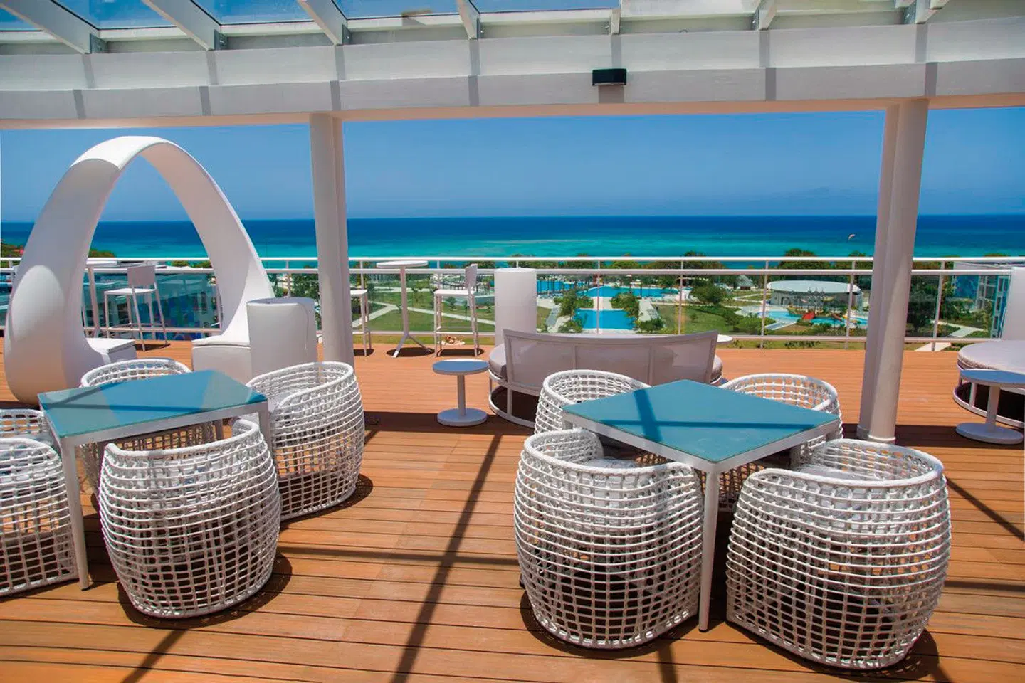 Gran Muthu Almirante Beach Terrasse