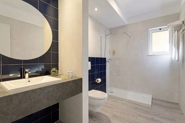 AP Adriana Beach Resort Badezimmer