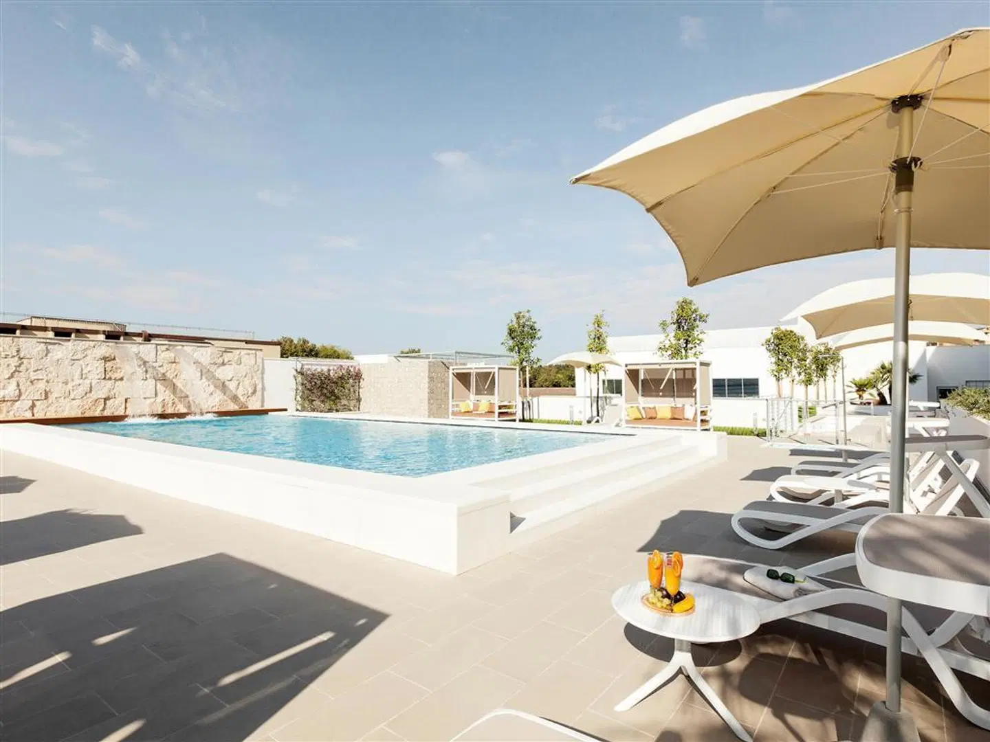 Aparthotel Adagio Rome Vatican OUTDOOR_POOL