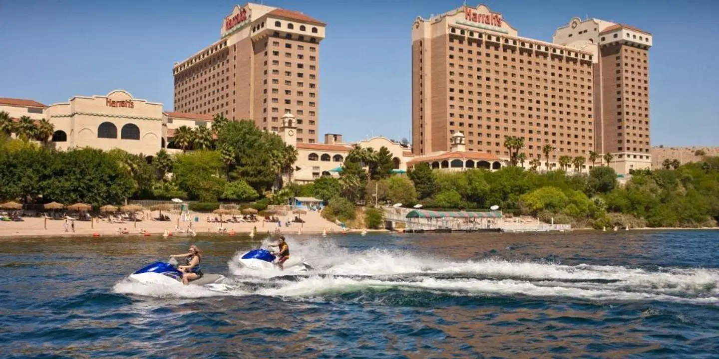 Harrah's Laughlin Beach Resort & Casino EXTERIOR