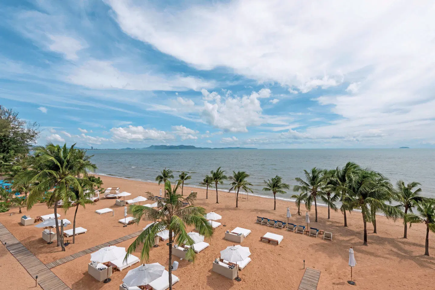 Pinnacle Grand Jomtien Resort & Beach Club Terrasse