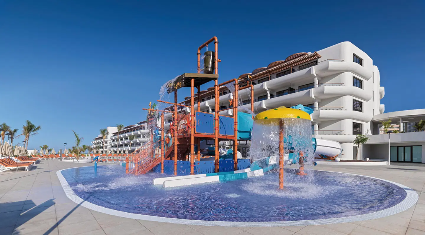 H10 Atlantic Sunset Horizons Collection OUTDOOR_POOL