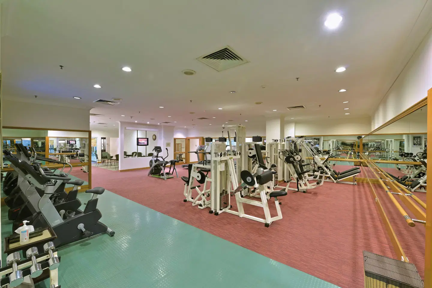 Equatorial Ho Chi Minh City SPORTS_AND_LEISURE