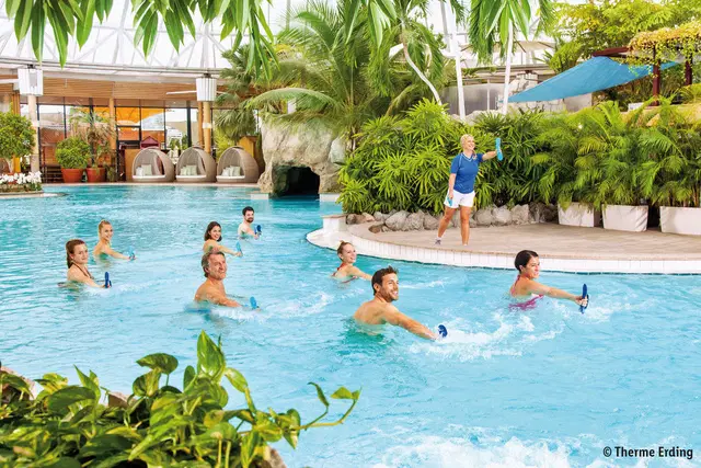 THERME ERDING & Hotel Holiday Inn Express Munich Airport - Erding OUTDOOR_POOL