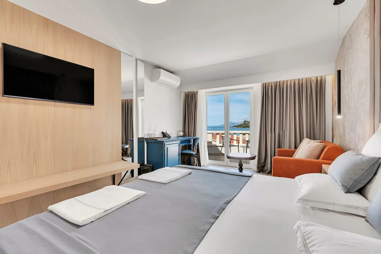 Laurentum ROOM_EXAMPLE