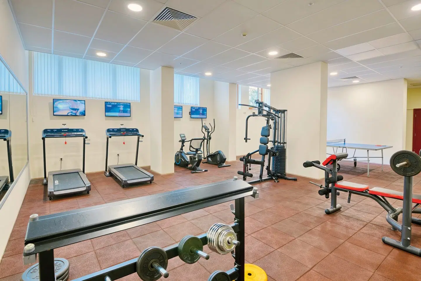 Golden Line SPORTS_AND_LEISURE