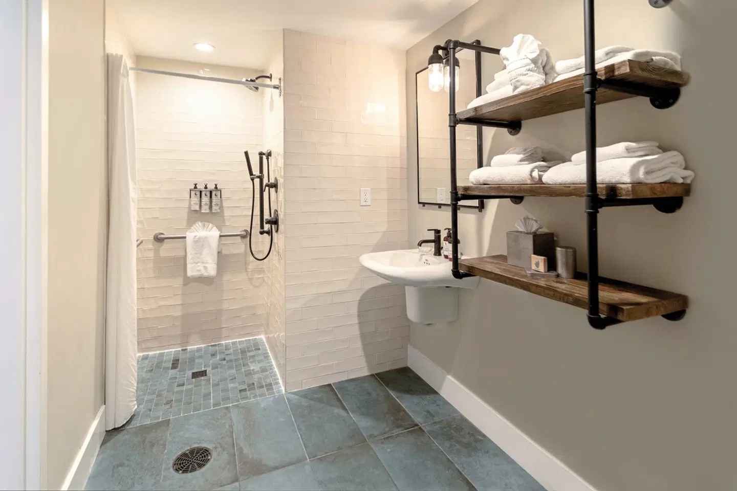 The Perry Hotel Key West Badezimmer