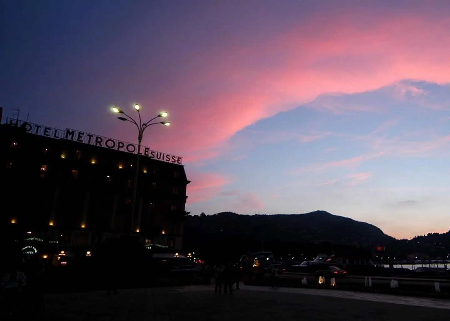 Metropole Suisse LANDSCAPE