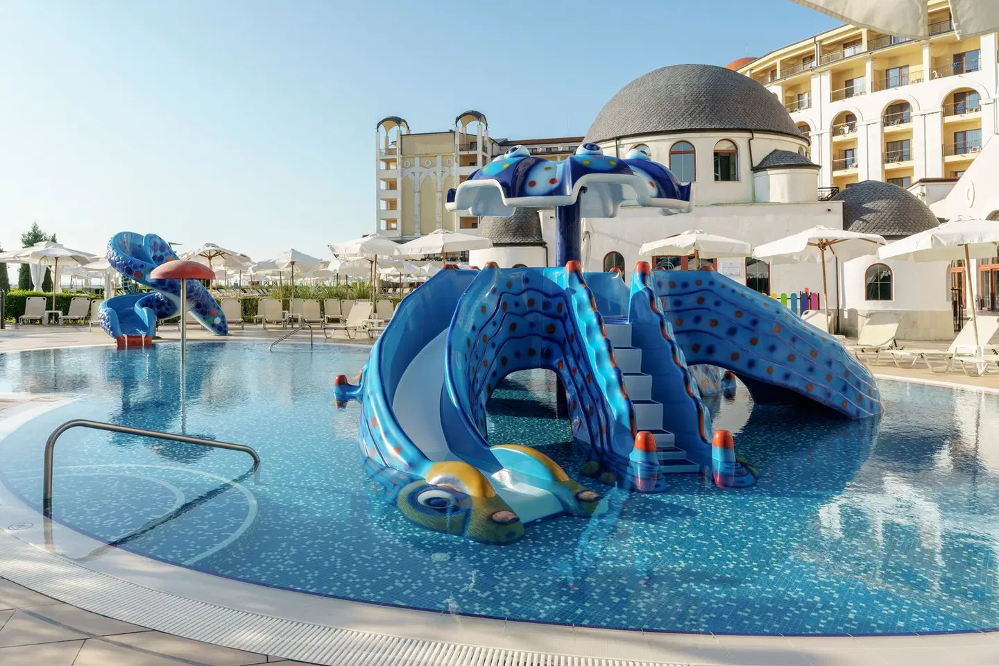 Alua Helios Bay OUTDOOR_POOL