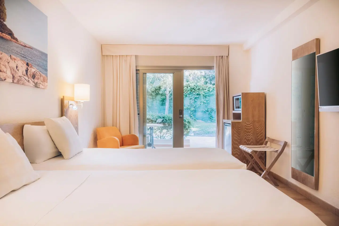 Iberostar Waves Pinos Park ROOM_EXAMPLE