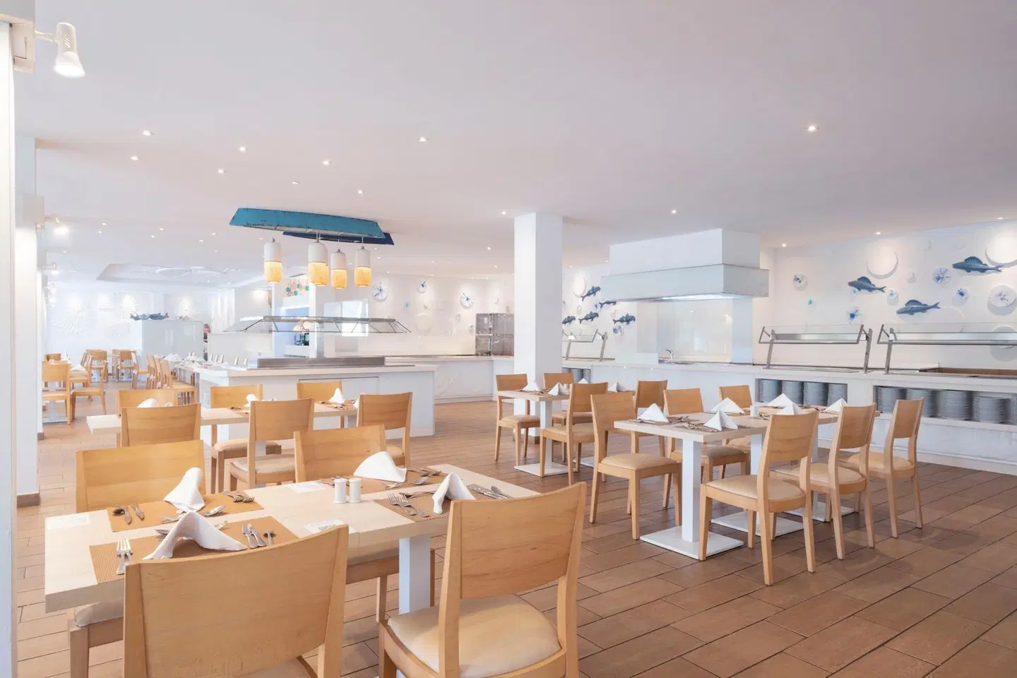 Iberostar Waves Club Cala Barca Restaurant