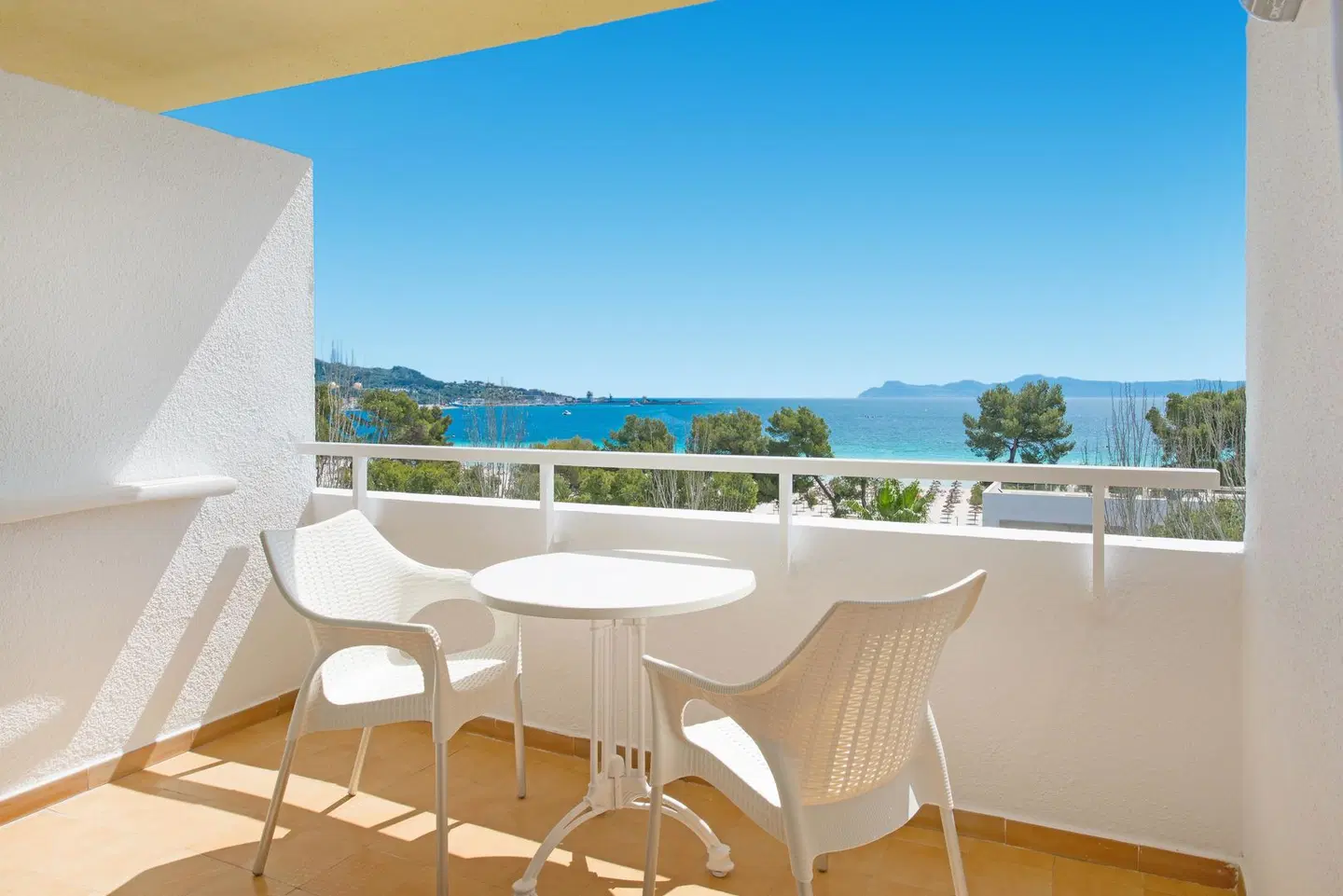 Iberostar Waves Ciudad Blanca ROOM_EXAMPLE