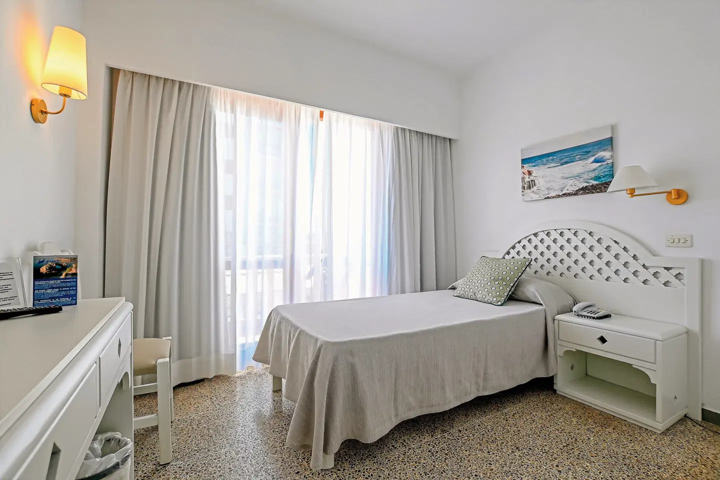 Pinos Playa ROOM_EXAMPLE